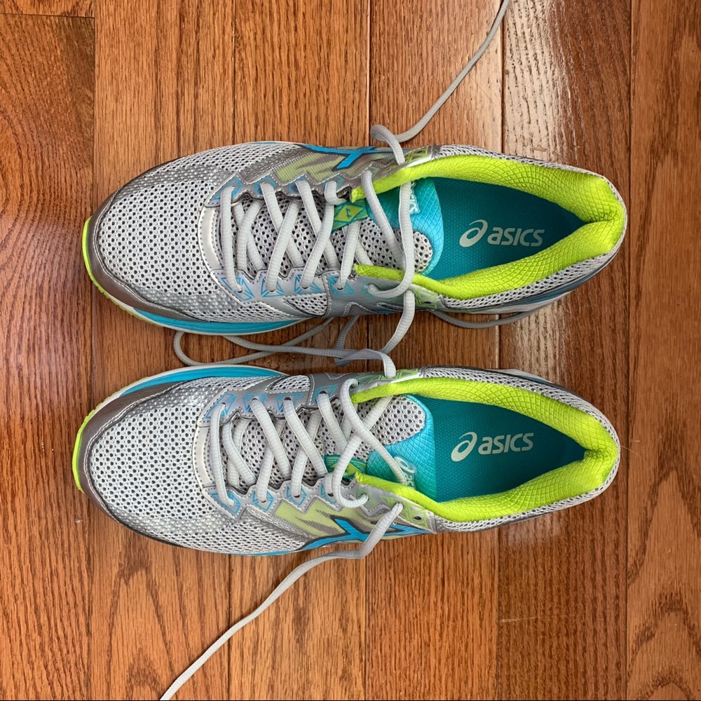 ASICS, NWB